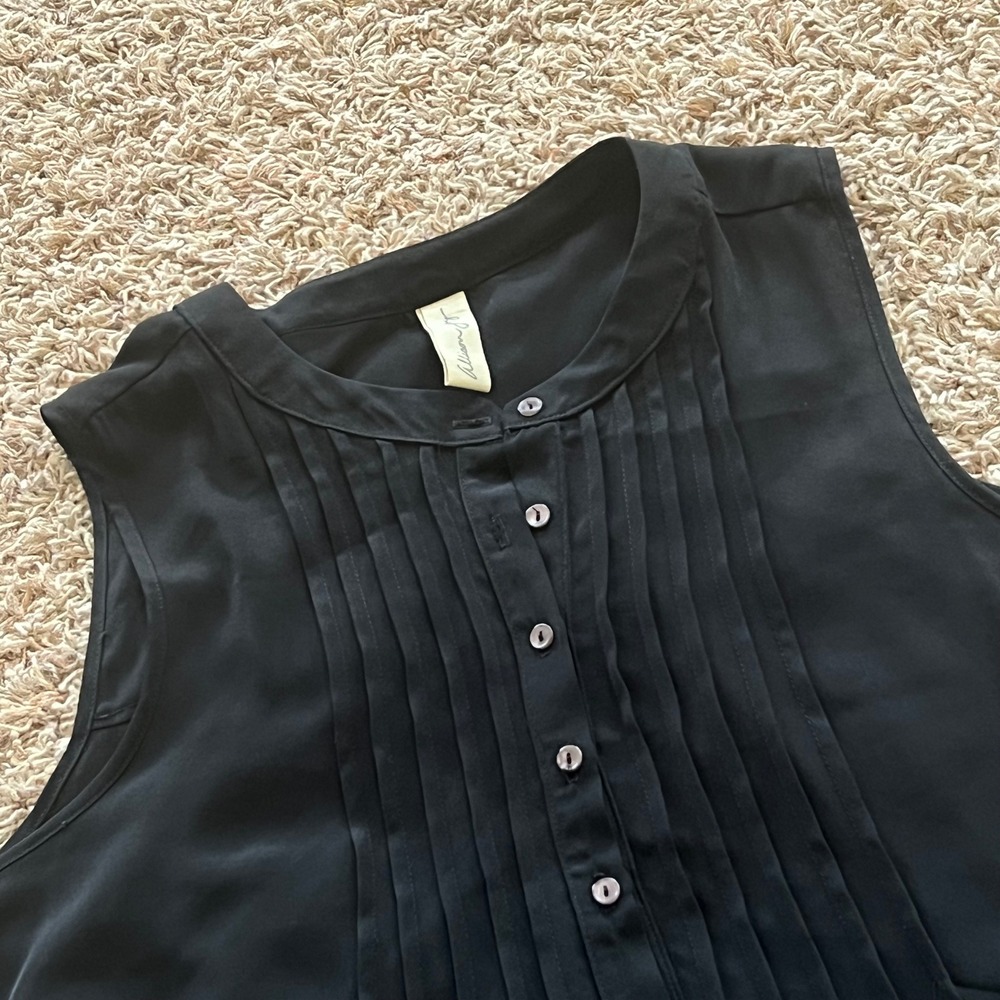 Allison Joy Black Pintuck Pleated Sleeveless Blouse Button Front‎ Top Large